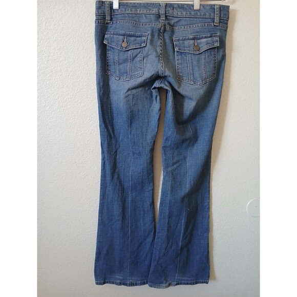 Gap Jeans Womens 8R Blue Flare Limited Edition Medium Wash Stretch Denim Hipster - Picture 2 of 16